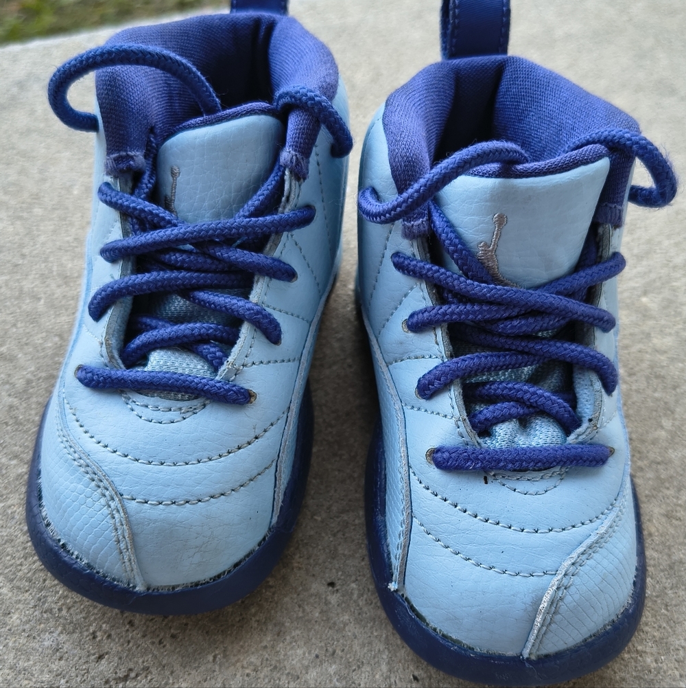 Jordans Baby Blue Size 6c